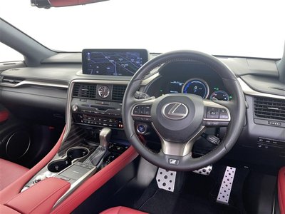 صورة 10 لـ 2022 Lexus RX