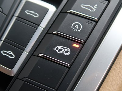 2016 Porsche 718 photo 3