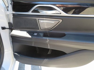 صورة مصغرة 38 لـ 2020 BMW 7 SERIES