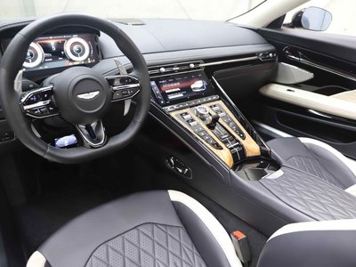 ASTON MARTIN DB12 VOLANTE - 7