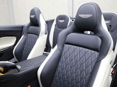 ASTON MARTIN DB12 VOLANTE - 8