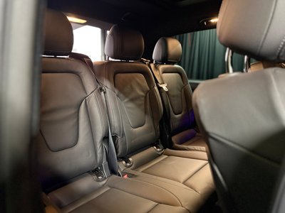 2025 Mercedes-BENZ V-CLASS — миниатюра 25