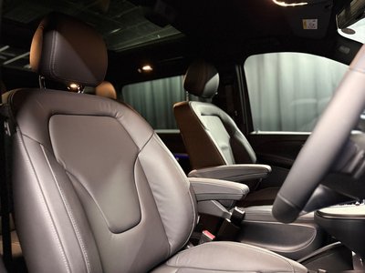 2025 Mercedes-BENZ V-CLASS 照片 8