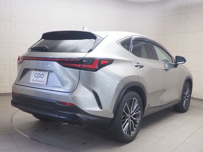 صورة 6 لـ 2023 Lexus NX