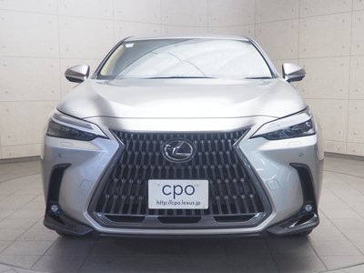 صورة 2 لـ 2023 Lexus NX