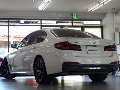 BMW 5 SERIES - 2