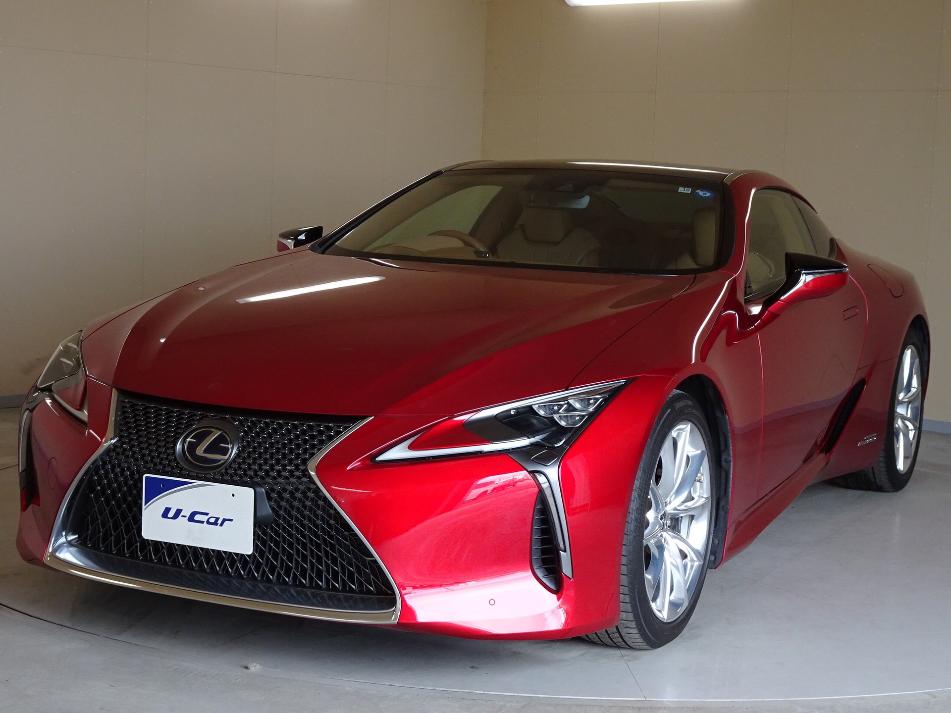 LEXUS LC - View 1