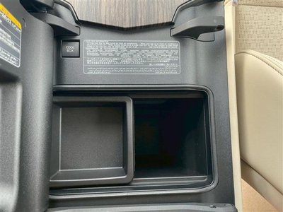 TOYOTA LAND CRUISER - 9