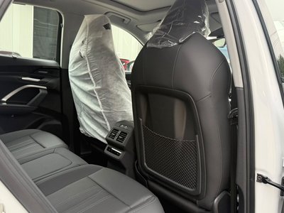 2025 AUDI Q5 photo 3