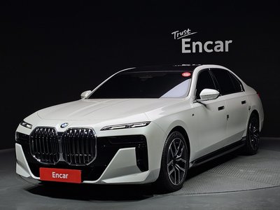 BMW 7 SERIES