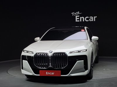 BMW 7 SERIES - 2