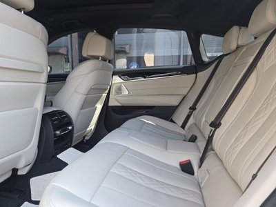 BMW 6 SERIES GT - 7