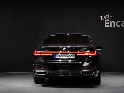 BMW 7 SERIES - 4