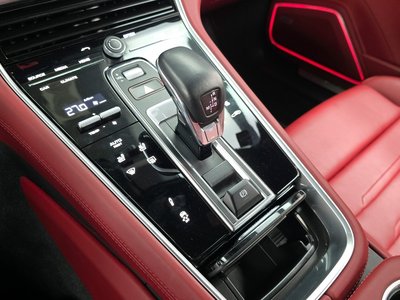 PORSCHE PANAMERA - 9