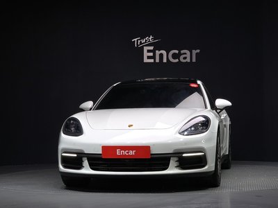 PORSCHE PANAMERA - 2