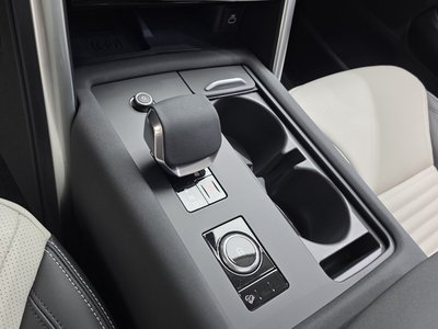 2025 LAND Rover DISCOVERY 缩略图 13