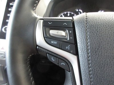 TOYOTA LAND CRUISER PRADO - 10