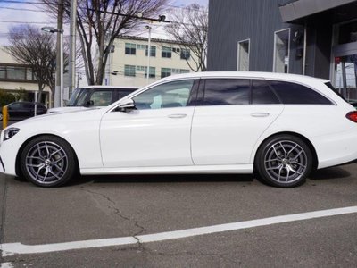 MERCEDES-BENZ E-CLASS - 2