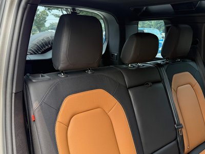 LAND ROVER DEFENDER 110 X DYNAMIC HSE D300 - 7