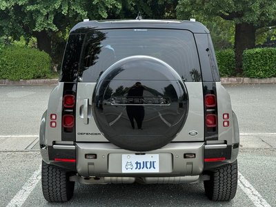 LAND ROVER DEFENDER 110 X DYNAMIC HSE D300 - 4