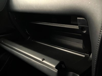 2016 Lexus LX thumbnail 69