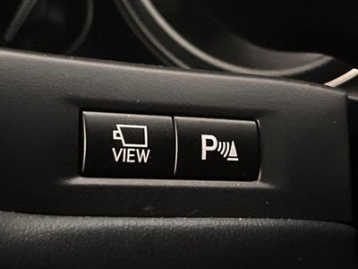 2016 Lexus LX thumbnail 50