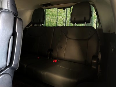 2016 Lexus LX thumbnail 35