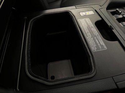 2016 Lexus LX thumbnail 72