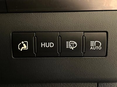 2016 Lexus LX thumbnail 46