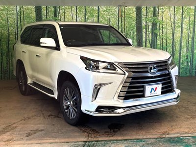 2016 Lexus LX thumbnail 18