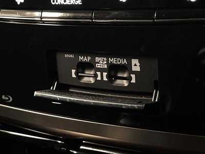 2016 Lexus LX thumbnail 62