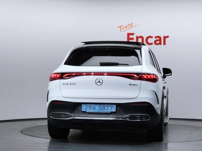 MERCEDES-BENZ EQE - 4