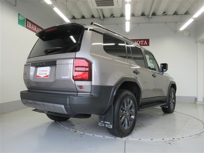 TOYOTA LAND CRUISER 250 - 3