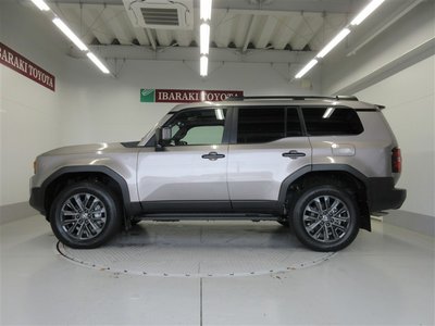 TOYOTA LAND CRUISER 250 - 2