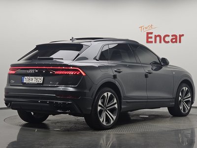 2023 AUDI Q8 照片 3