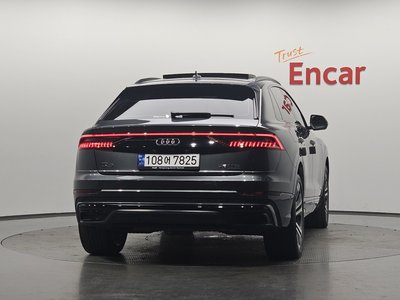 2023 AUDI Q8 照片 4
