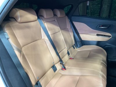 TOYOTA CROWN SPORT - 9