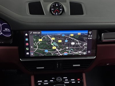 2023 Porsche CAYENNE thumbnail 19