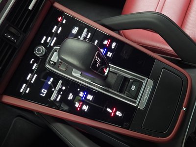 2023 Porsche CAYENNE thumbnail 12