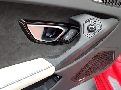 صورة مصغرة 35 لـ 2023 Lamborghini HURACAN