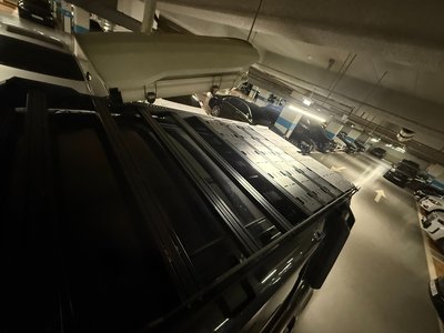 LAND ROVER DEFENDER - 5