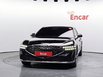 صورة 2 لـ 2022 Genesis G90 (RS4)