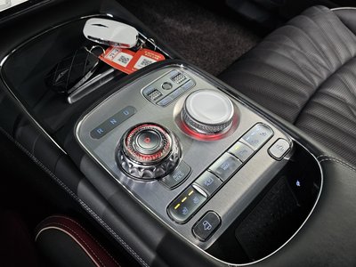 صورة 9 لـ 2022 Genesis G90 (RS4)