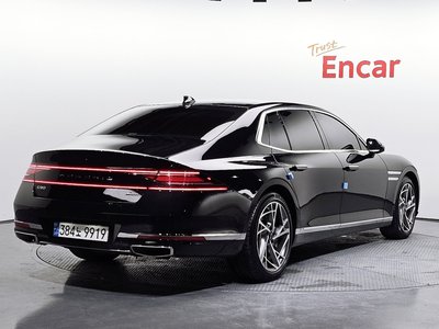 صورة 4 لـ 2022 Genesis G90 (RS4)