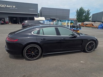 PORSCHE PANAMERA - 2