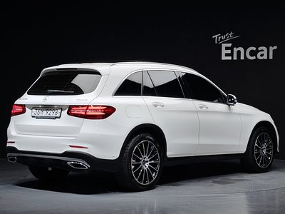 MERCEDES-BENZ GLC - 3