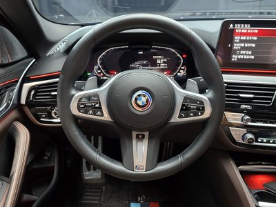 2023 BMW 5 SERIES thumbnail 13