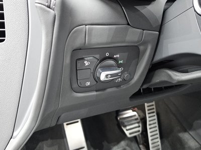صورة مصغرة 17 لـ 2021 AUDI R8