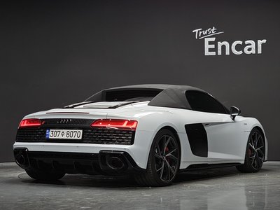 صورة مصغرة 20 لـ 2021 AUDI R8
