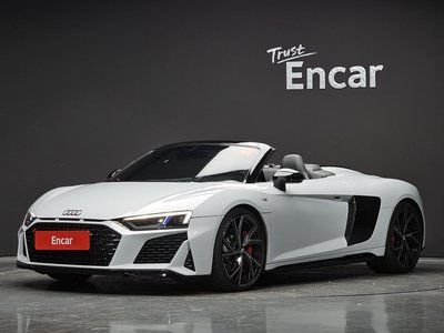 2021 AUDI R8 photo 1